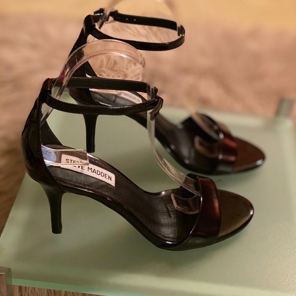 Steve Madden Patent Leather Ankle Strap Sandal - Picture 2 of 7